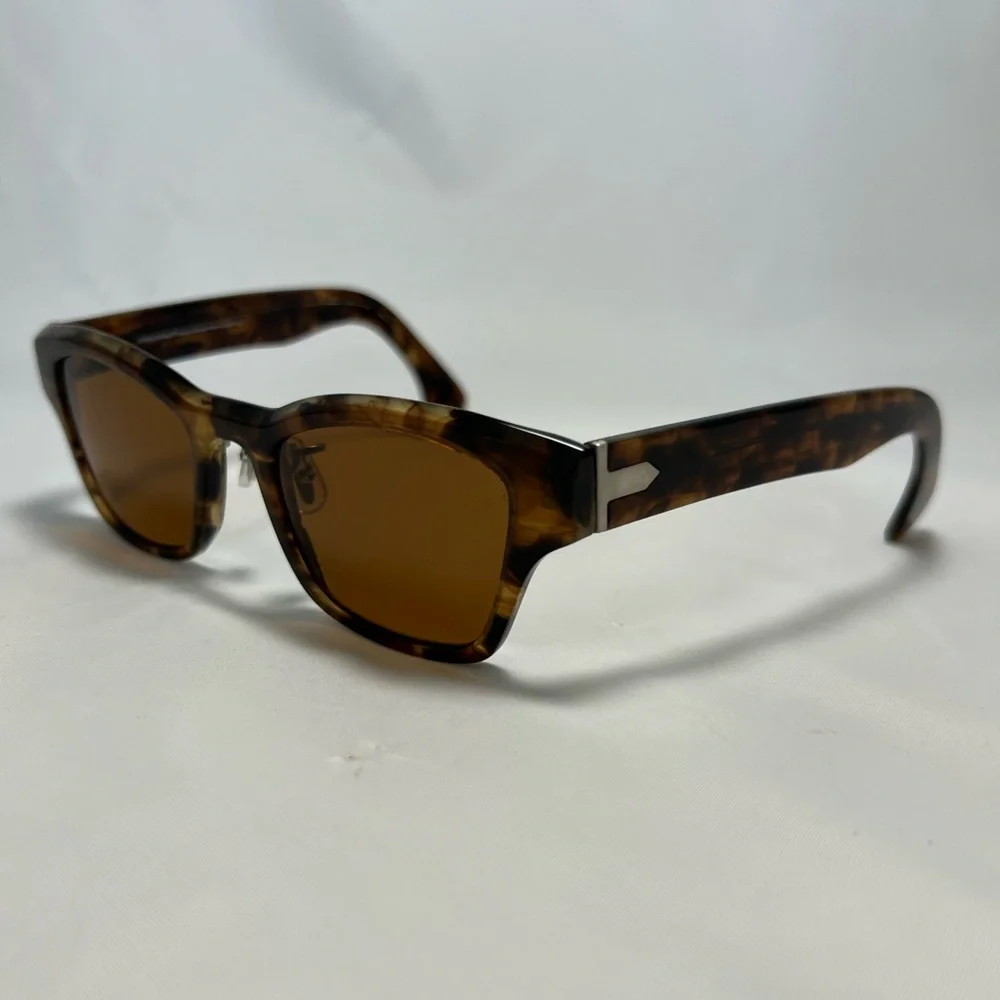 Iyoko-Inyake Eyeglasses Brown - Frames Only